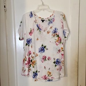 Torrid size 2 tee shirt